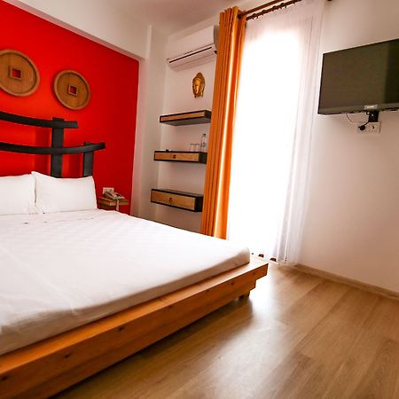 Menendi Otel Fokaja Zewnętrze zdjęcie