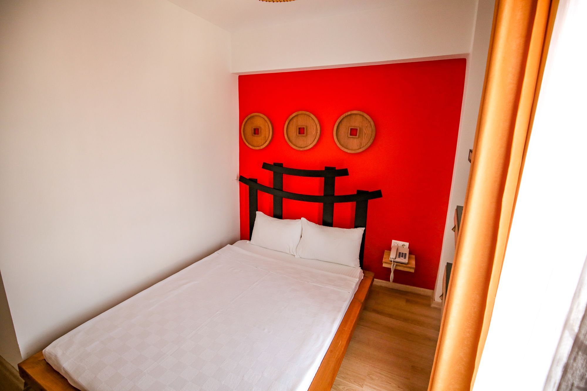 Menendi Otel Fokaja Zewnętrze zdjęcie