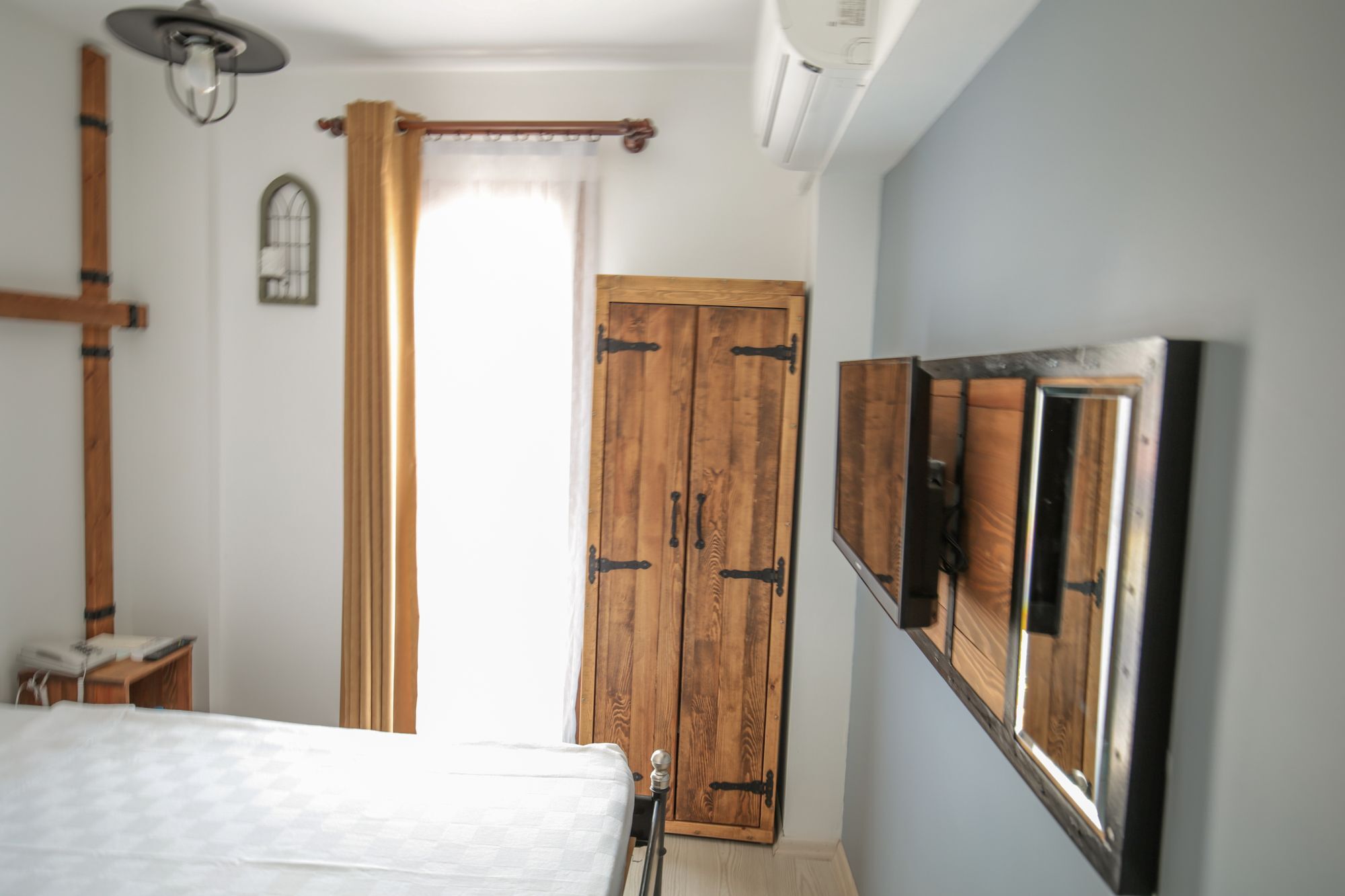 Menendi Otel Fokaja Zewnętrze zdjęcie