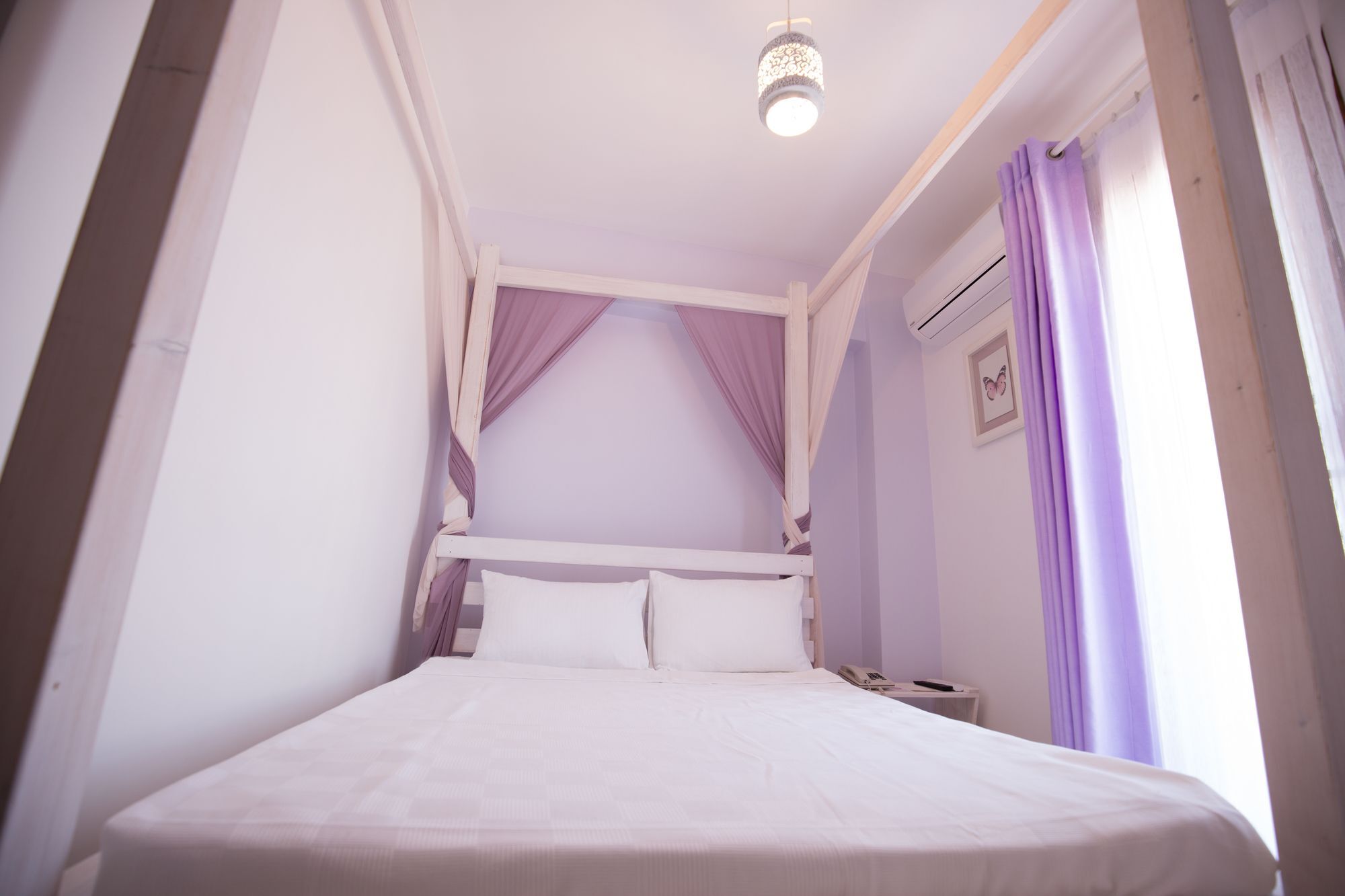 Menendi Otel Fokaja Zewnętrze zdjęcie