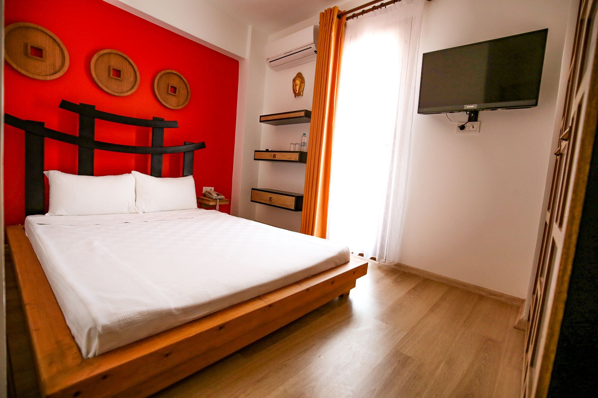 Menendi Otel Fokaja Zewnętrze zdjęcie